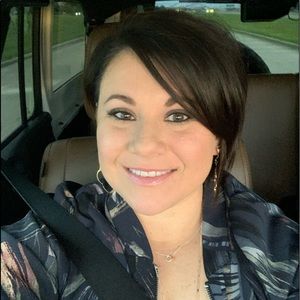 Meet your Posher, Stefanee